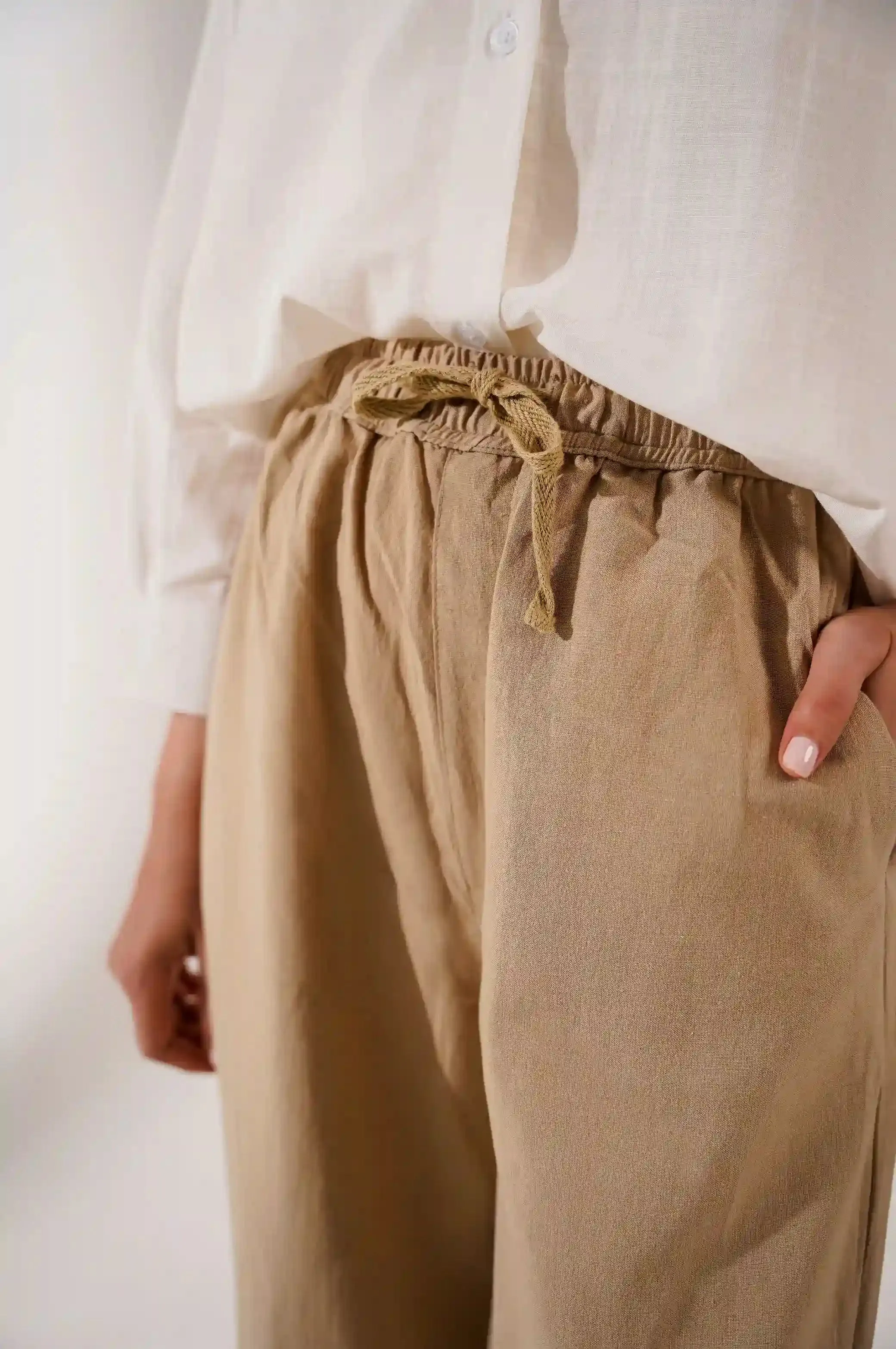 DRAWSTRING WIDE LEG PANTS