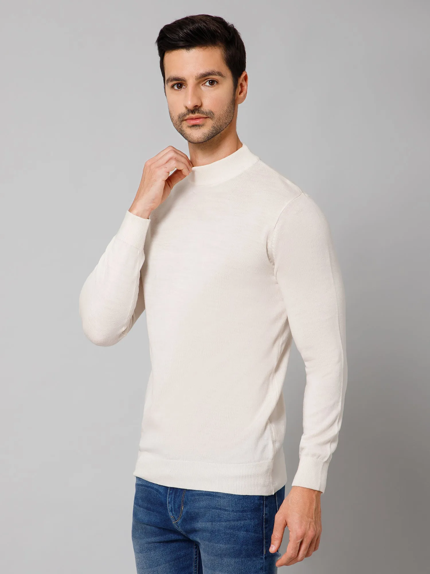 Solid Off White Full Sleeves Round Neck Regular Fit Casual Sweater for Men