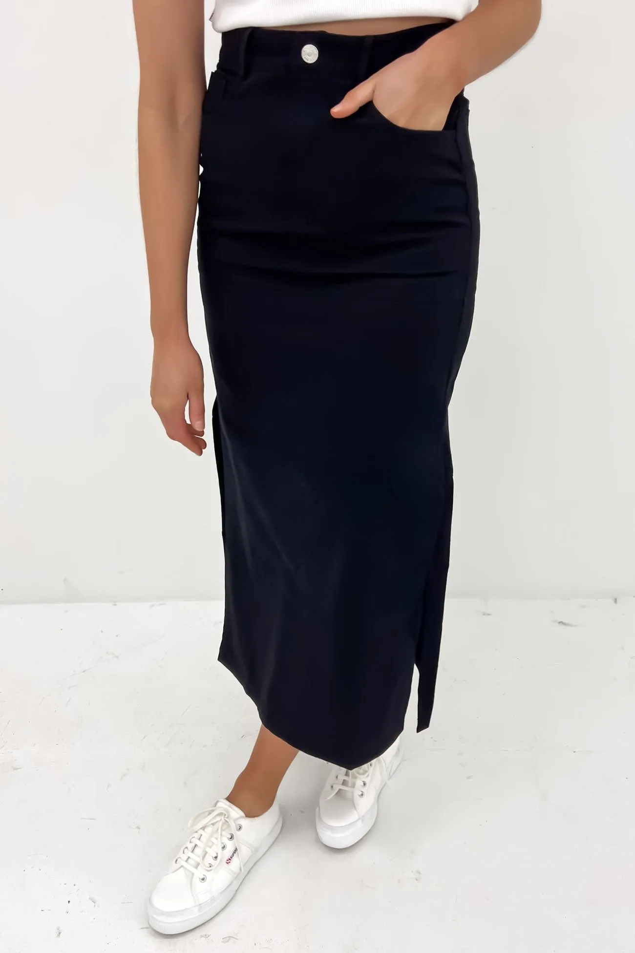 Stella Midi Skirt Black